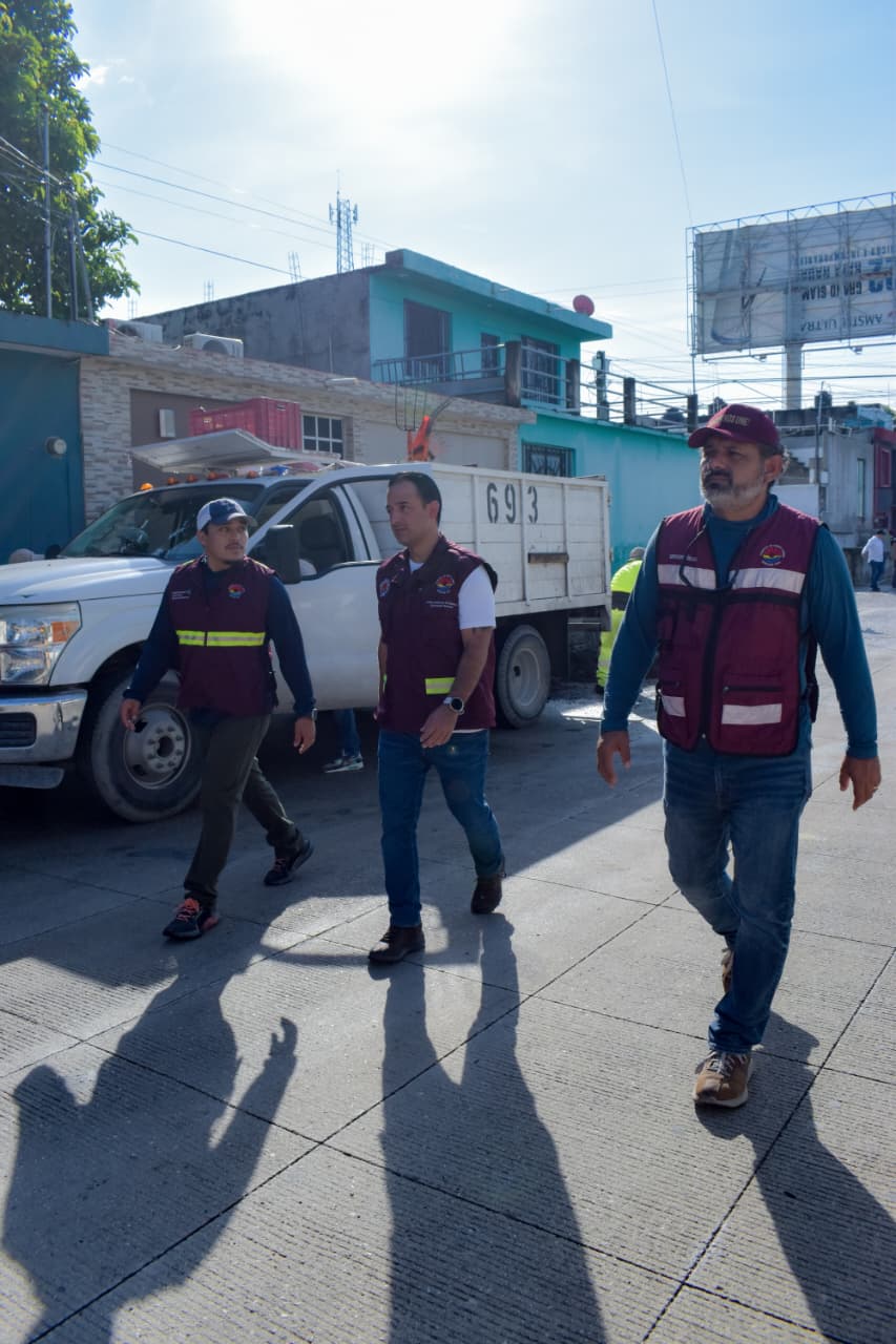 uploads/6/32/01 (2418).Jpeg